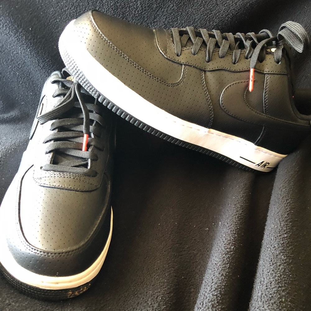 Black Air Force Ones Nike